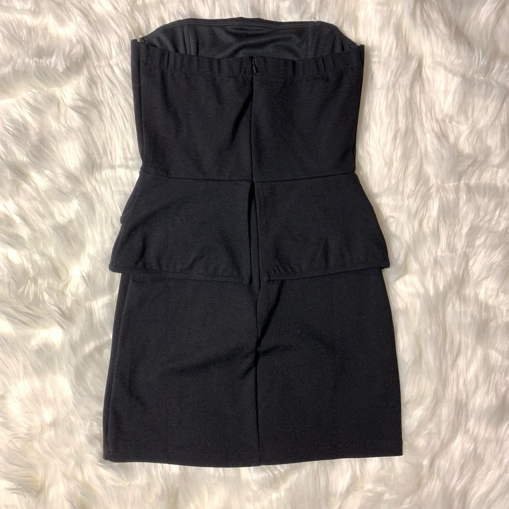 *SOLD* NWOT Lulu’s Step by Pep Black Peplum Dress - Picture 6 of 10